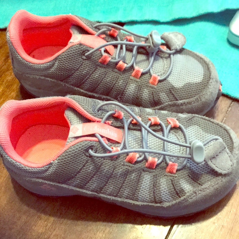 COLUMBIA toddler hikers